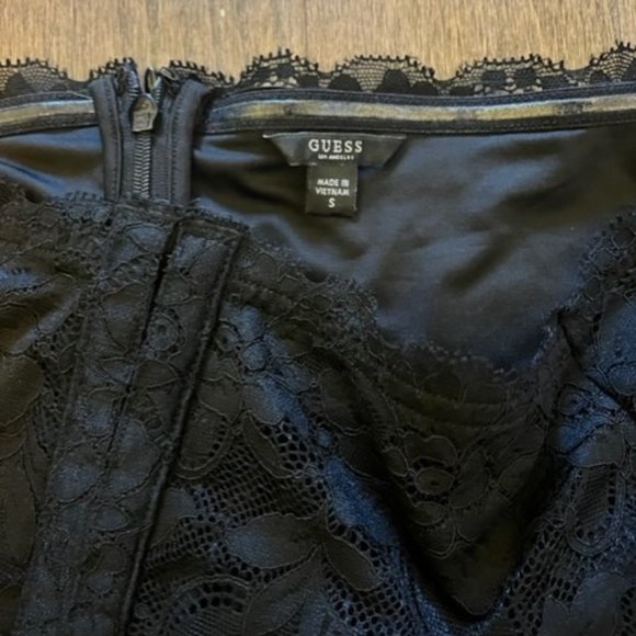 SHORT BLACK LACE GUESS DRESS SIZE SMALL NEVER WORN - Picture 3 of 4